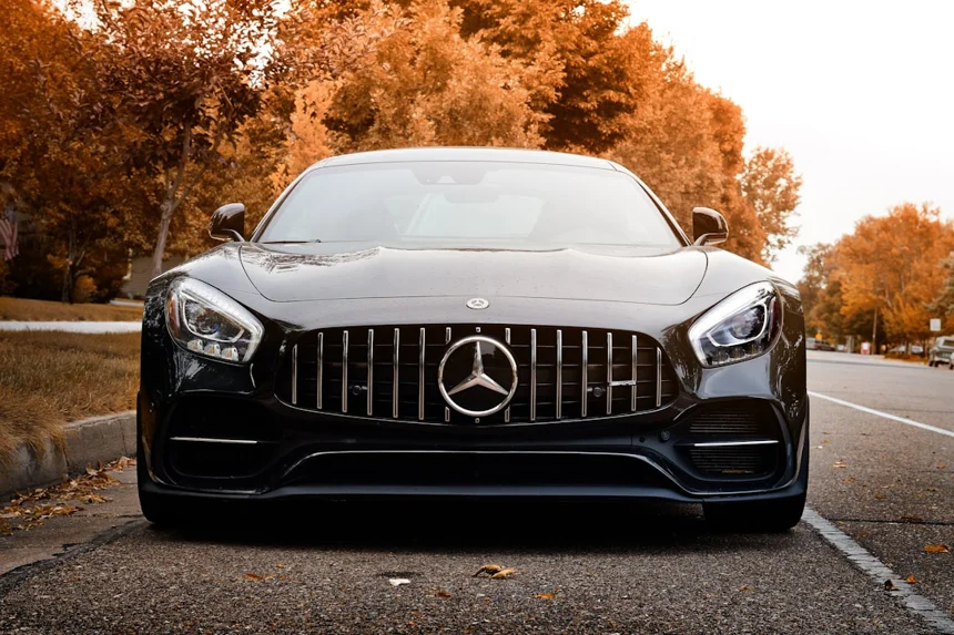 Automobile